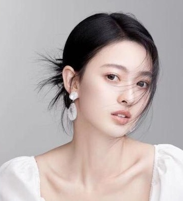 Trịnh Giai Tuệ ảnh 10 Trinh Giai Tue anh 10