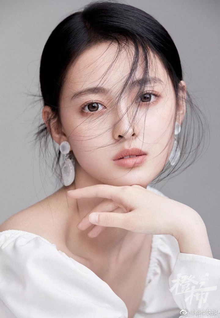 Trịnh Giai Tuệ ảnh 1 Trinh Giai Tue anh 1