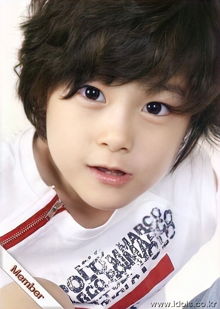 Moonbin qua doi anh 14