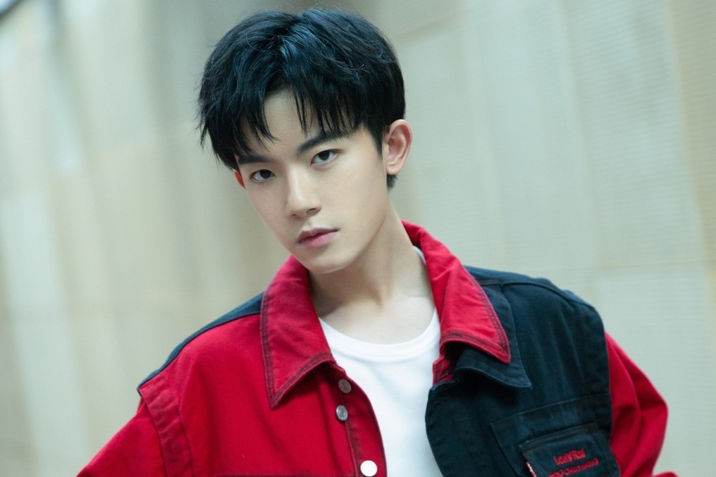 Ly Minh Duc bi ban gai cu tung anh giuong chieu hinh anh