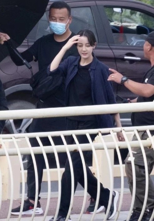 Địch Lệ Nhiệt Ba ảnh 2 Dich Le Nhiet Ba anh 2