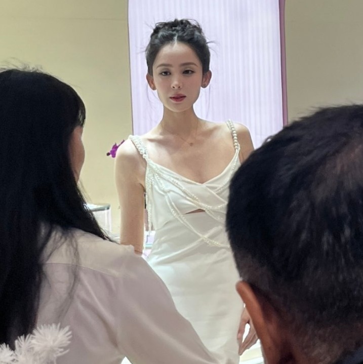 Co Luc Na Trat anh 1