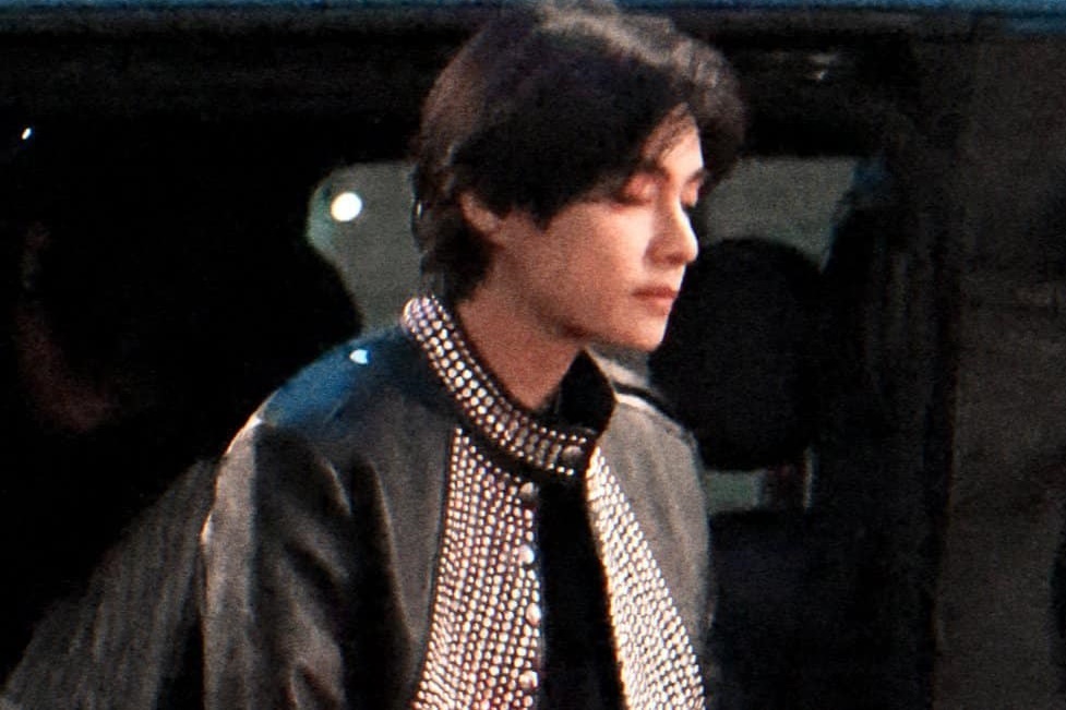 V xuat hien sau clip hen ho Jennie chan dong Kpop hinh anh