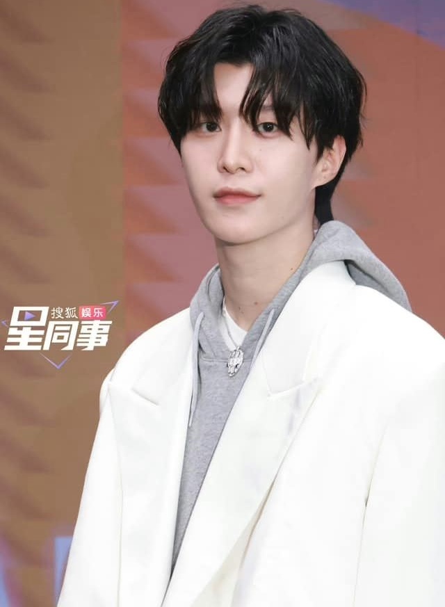 Dich Le Nhiet Ba anh 16