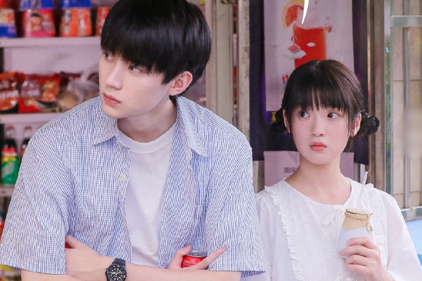 Cap doi thanh xuan vuon truong hot nhat man anh Hoa ngu hinh anh