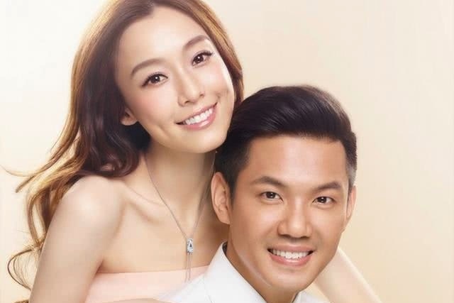 Phan ung cua Pham Vy Ky khi chong bi 2 sao nu to cao ga tinh hinh anh