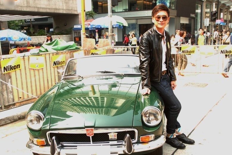 Huynh Tong Trach khoe bo suu tap xe hop hinh anh