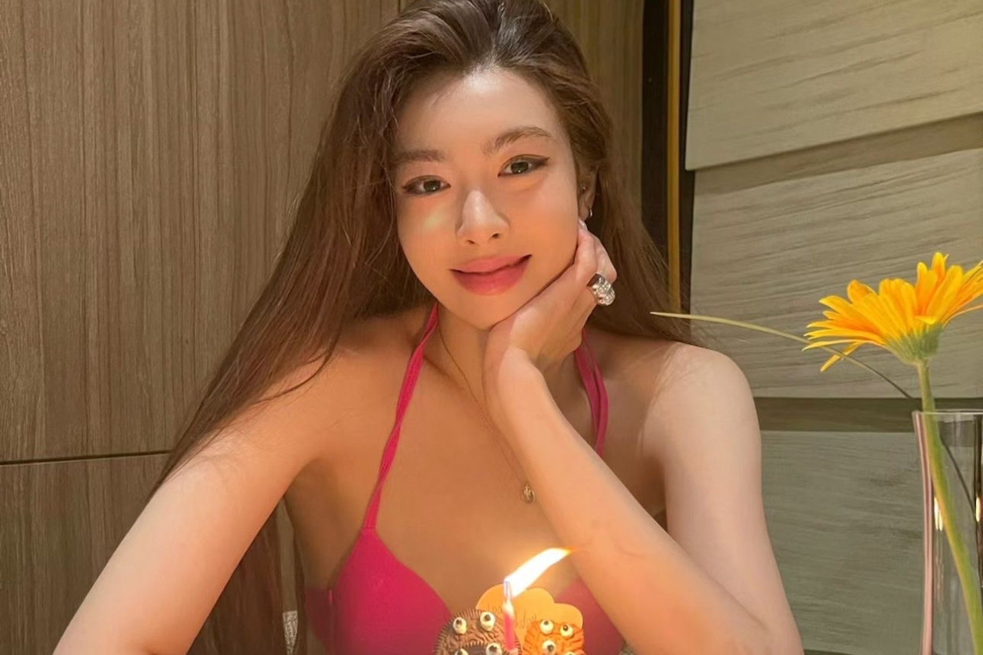 Ung cu vien quan quan bo thi Hoa hau Hong Kong 2023 hinh anh