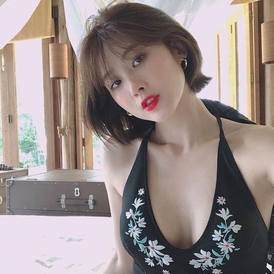 kieu toc,  toc ngan,  sao Han,  Cannes,  man anh Han,  phong cach,  lam dep,  Jo Yeo Jung anh 6