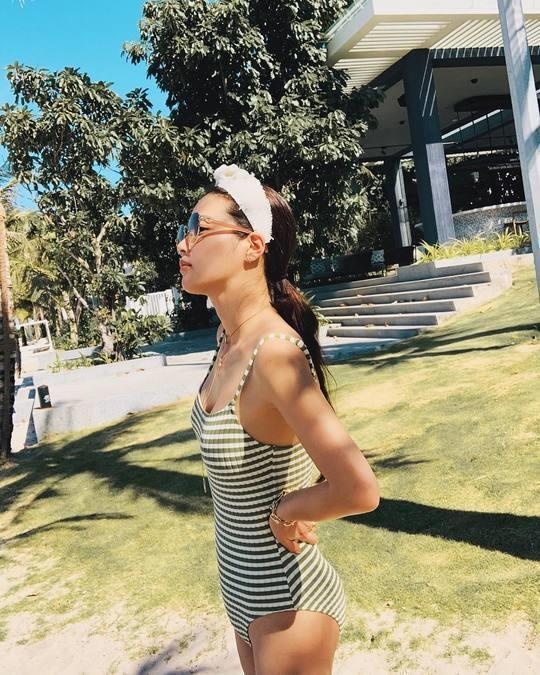 Nguoi dep Han,  bikini,  ao tam mot manh anh 4