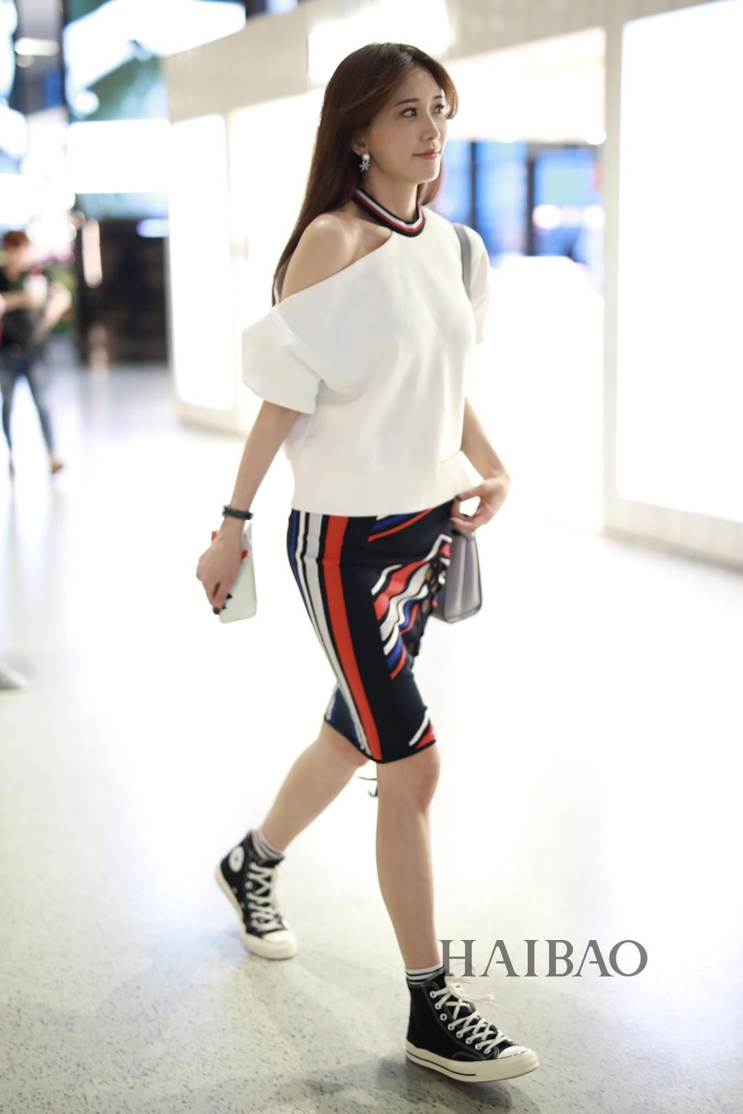 thoi trang Lam Chi Linh anh 9