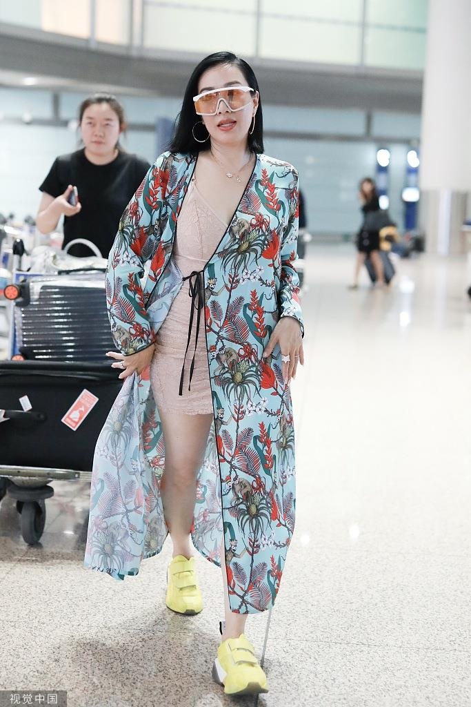 Bom sex goc Viet,  mac loi thoi,  Chung Le De anh 4