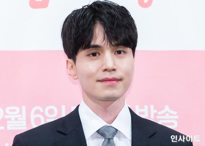 Sao nam Han to son,  trat phan trang mat anh 2