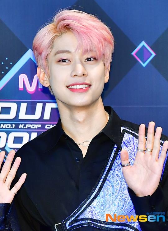 Sao nam Han to son,  trat phan trang mat anh 7