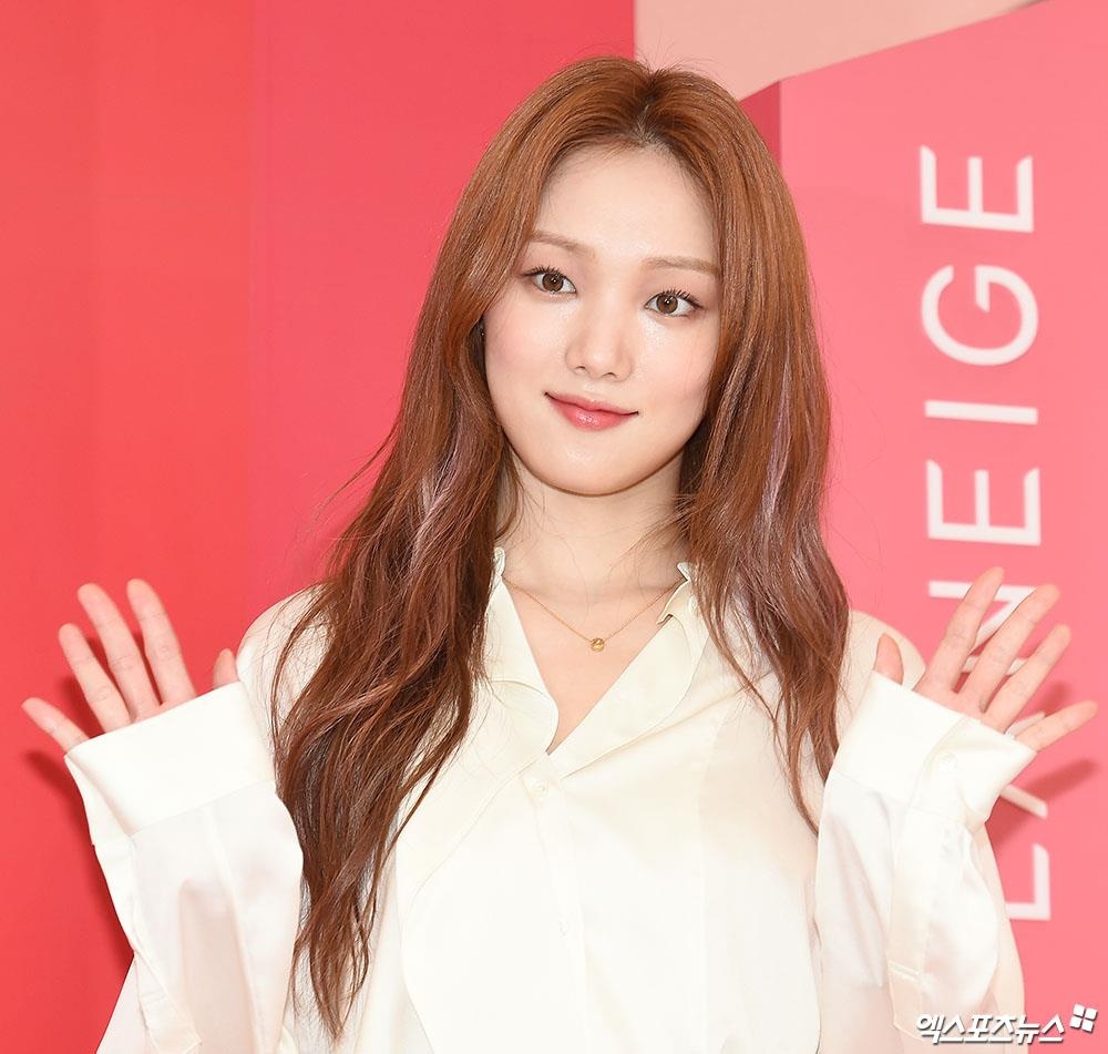Tien nu cu ta Lee Sung Kyung anh 2