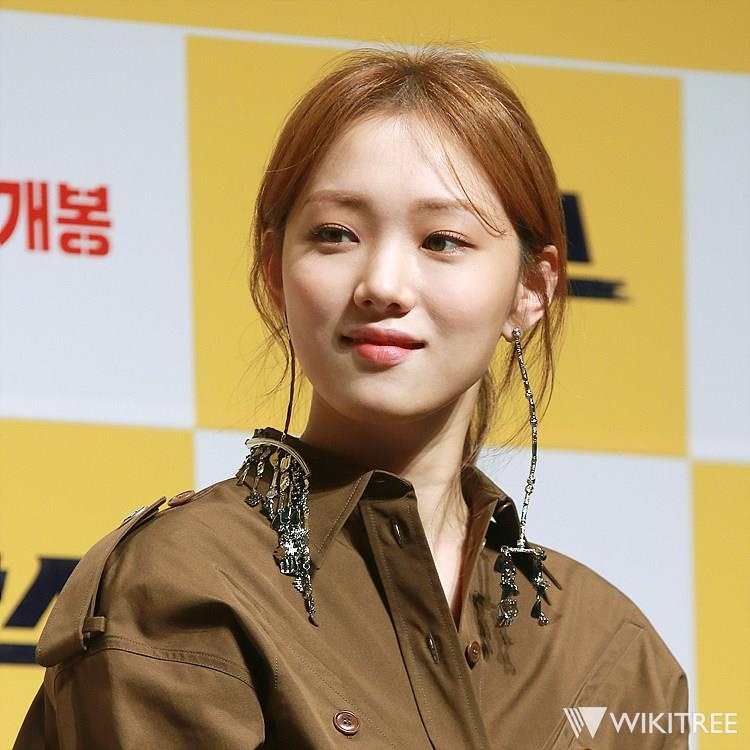 Tien nu cu ta Lee Sung Kyung anh 6