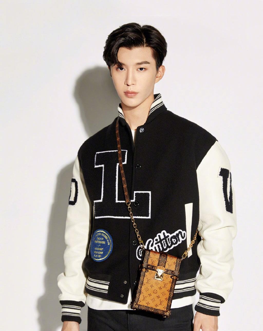 Em trai Pham Bang Bang chuong hang hieu sanh dieu anh 9