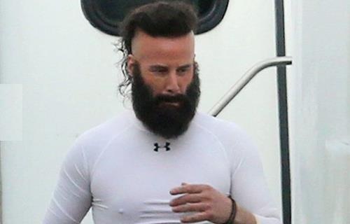 Keanu Reeves de rau ram, cao nua dau khong nhan ra hinh anh