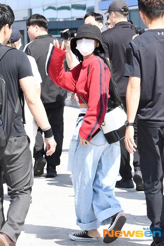 Ca si Han khong cai khoa quan anh 5