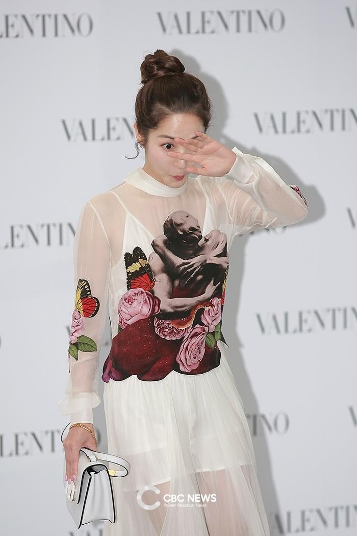 Nguoi dep Han do nhan sac o su kien anh 2