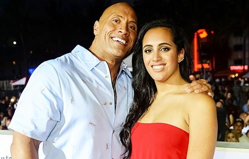 Sieu sao The Rock khong moi con gai rieng den dam cuoi hinh anh