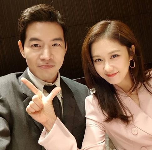 Jang Nara  Lee Sang Yoon tren tap chi anh 6