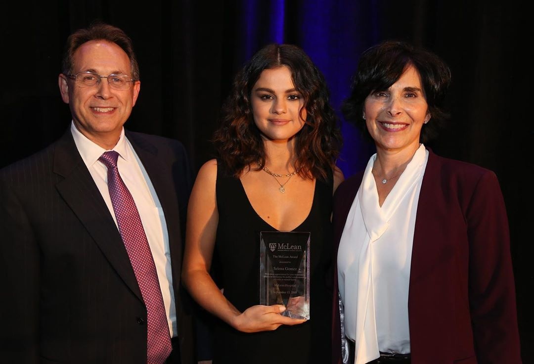 Selena Gomez điều trị tâm lý ảnh 1 Selena Gomez dieu tri tam ly anh 1