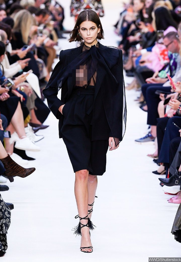 Kaia Gerber lo nguc anh 2