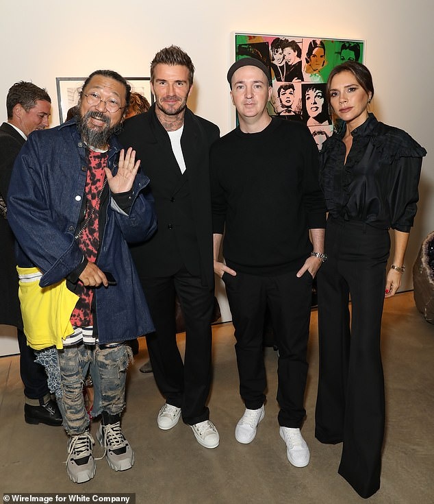 Vo chong Victoria Beckham quan quyt anh 6