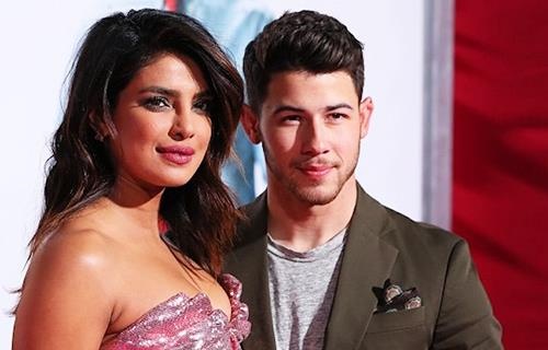 Nick Jonas bi tieu duong hinh anh