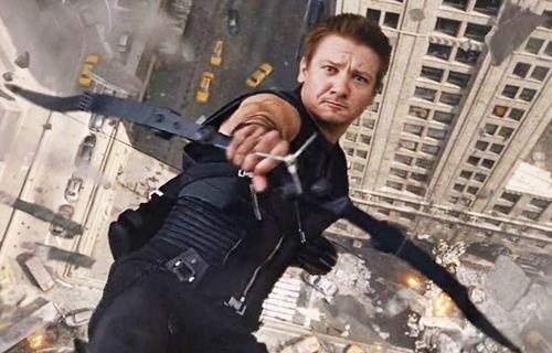 Tai tu ‘Avengers’ bi to di sung vao mieng vo hinh anh