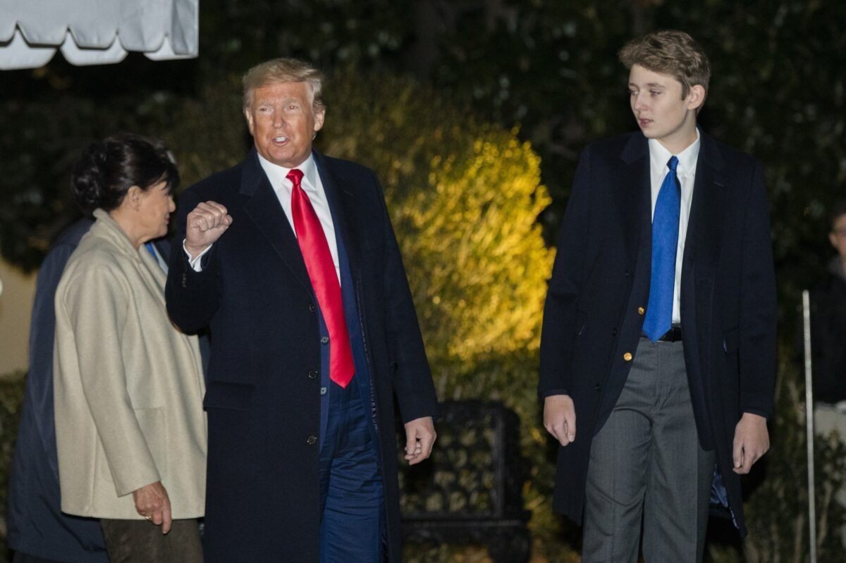 Barron Trump cao lon anh 9