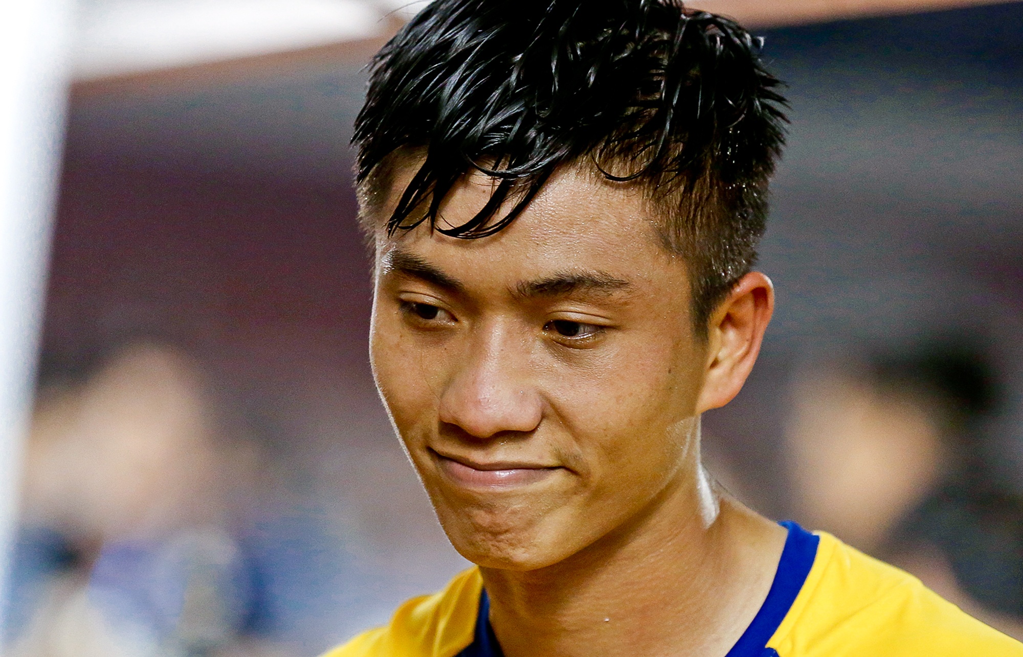 Phan Van Duc lo co hoi ghi diem truoc thay Park hinh anh