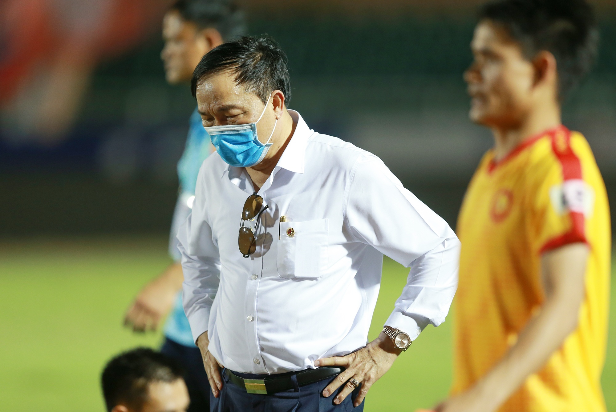 Bui Tien Dung an ui dong doi cu anh 11