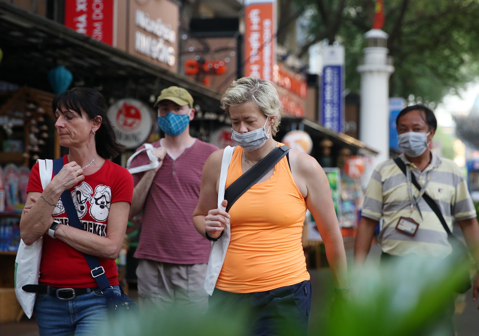 Dich Covid-19 tai TP.HCM anh 9