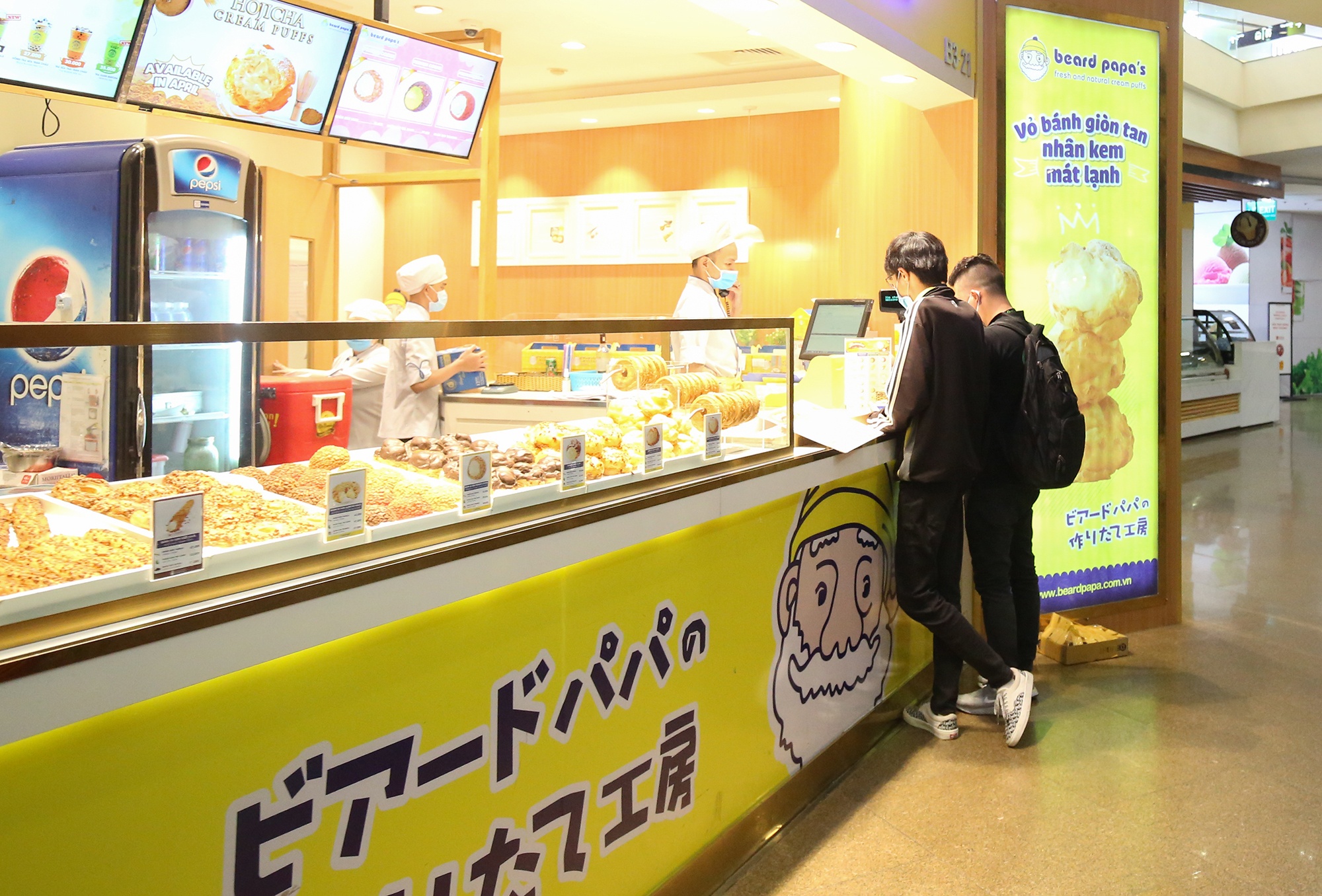 Quan an dong cua o TP.HCM anh 8