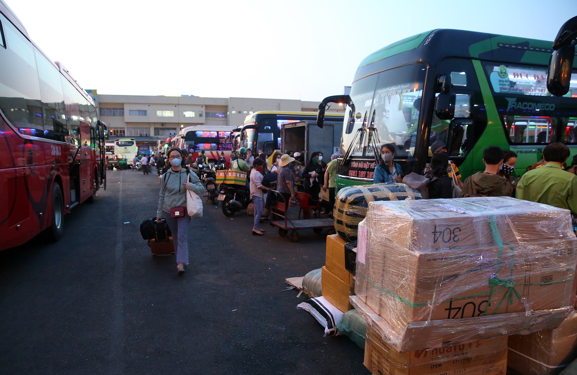 tam dung xe buyt anh 6