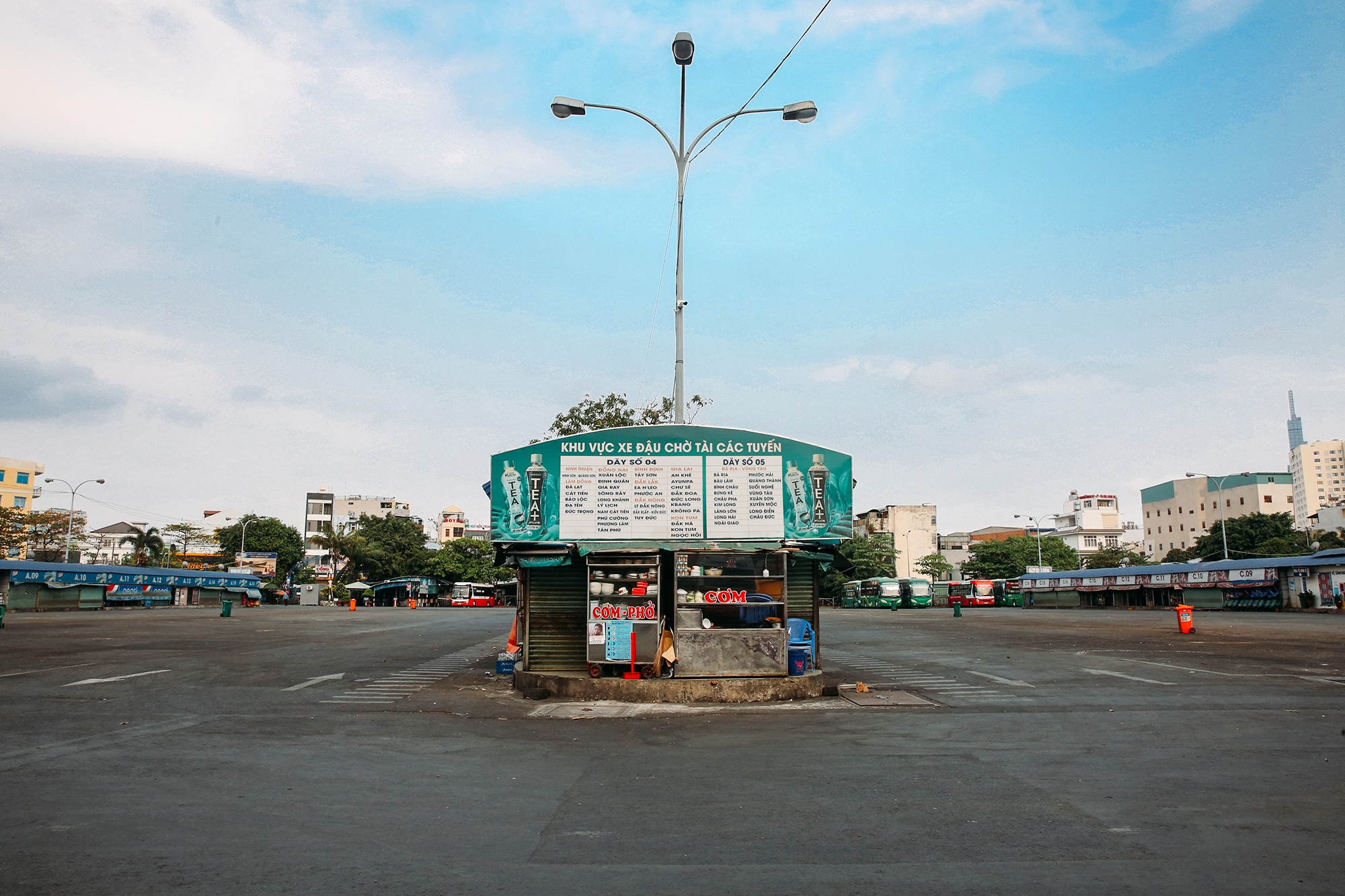 tieu thuong o ben xe Mien Dong anh 10