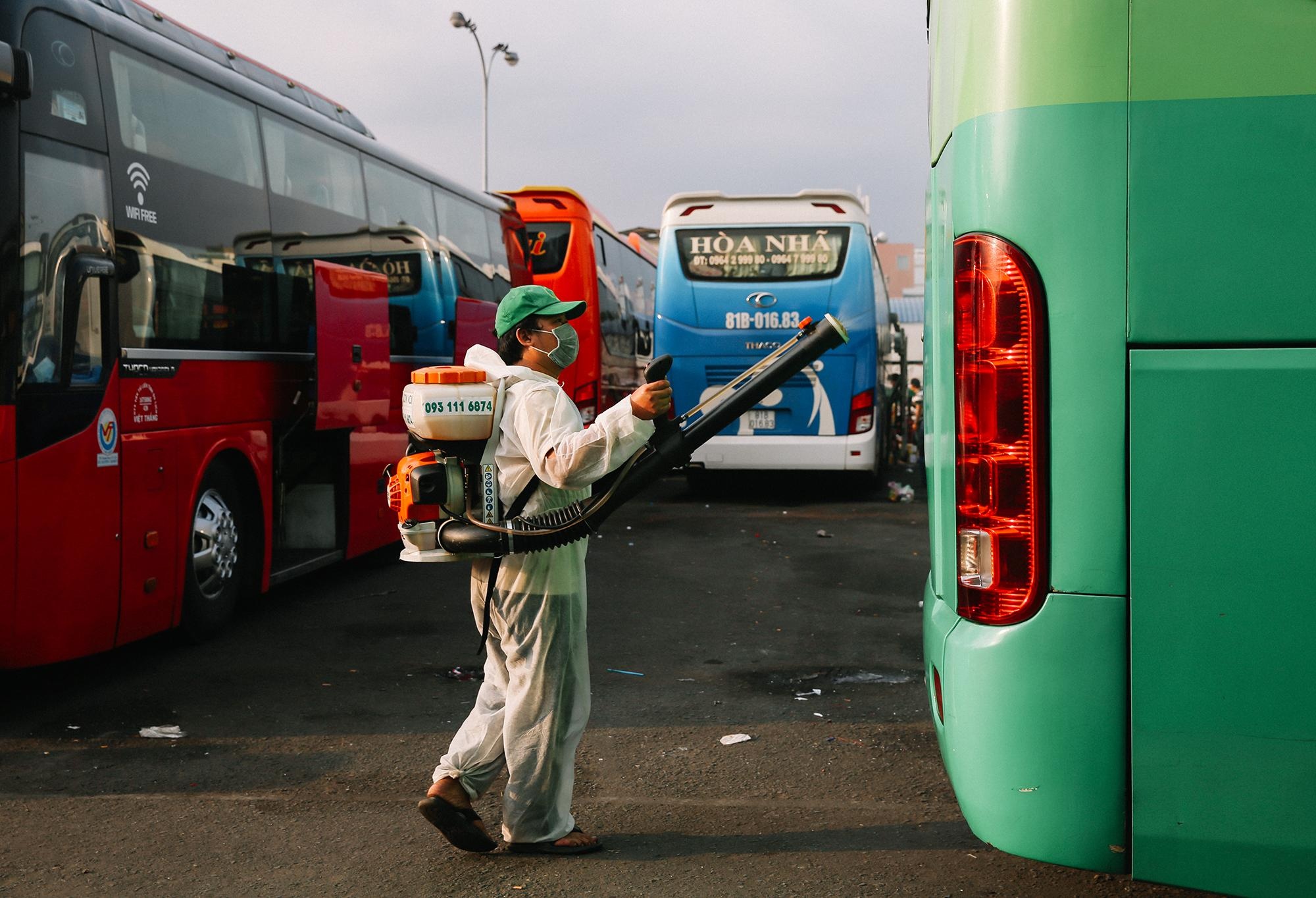 khu trung xe khach anh 2