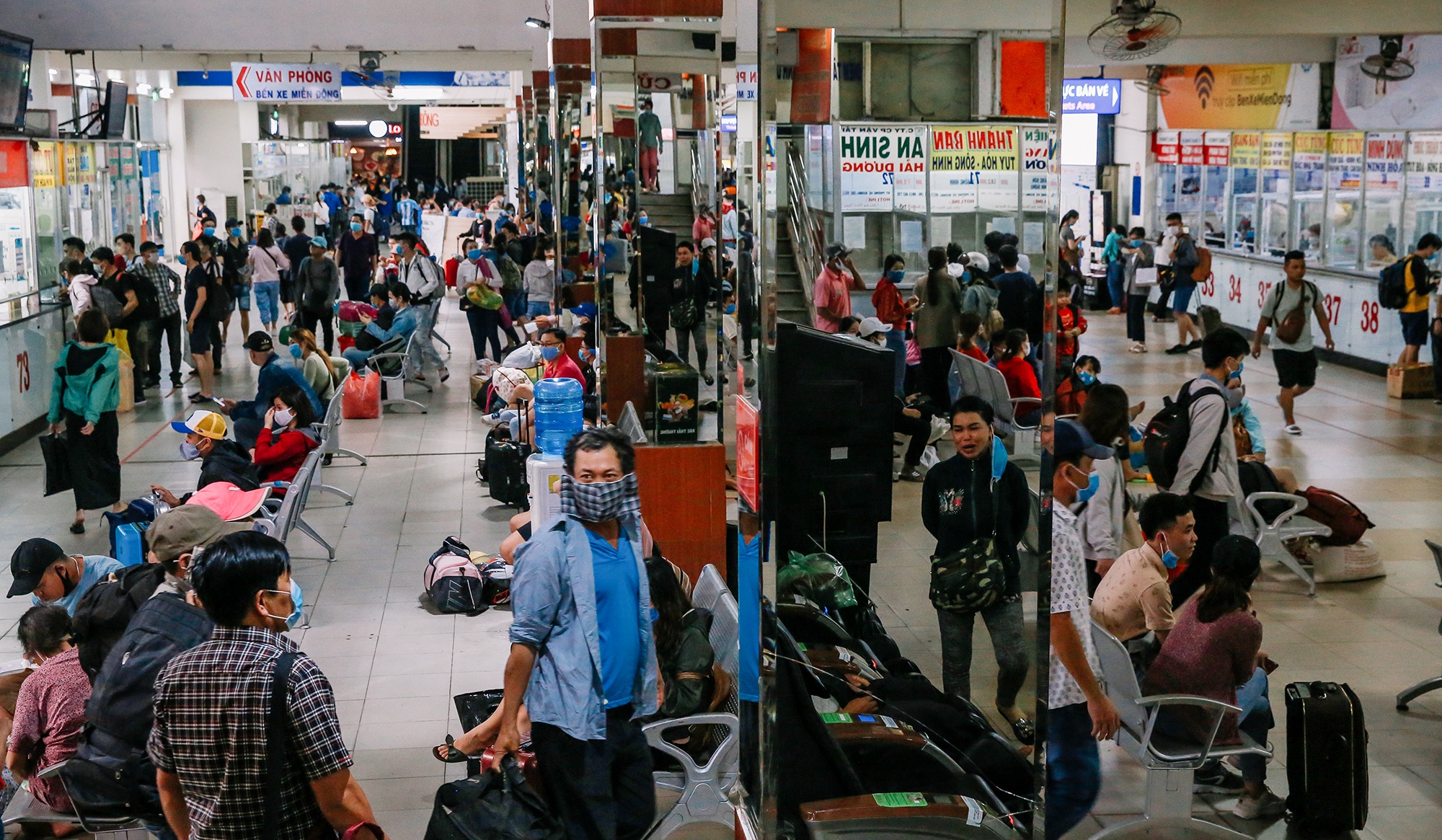 khu trung xe khach anh 4