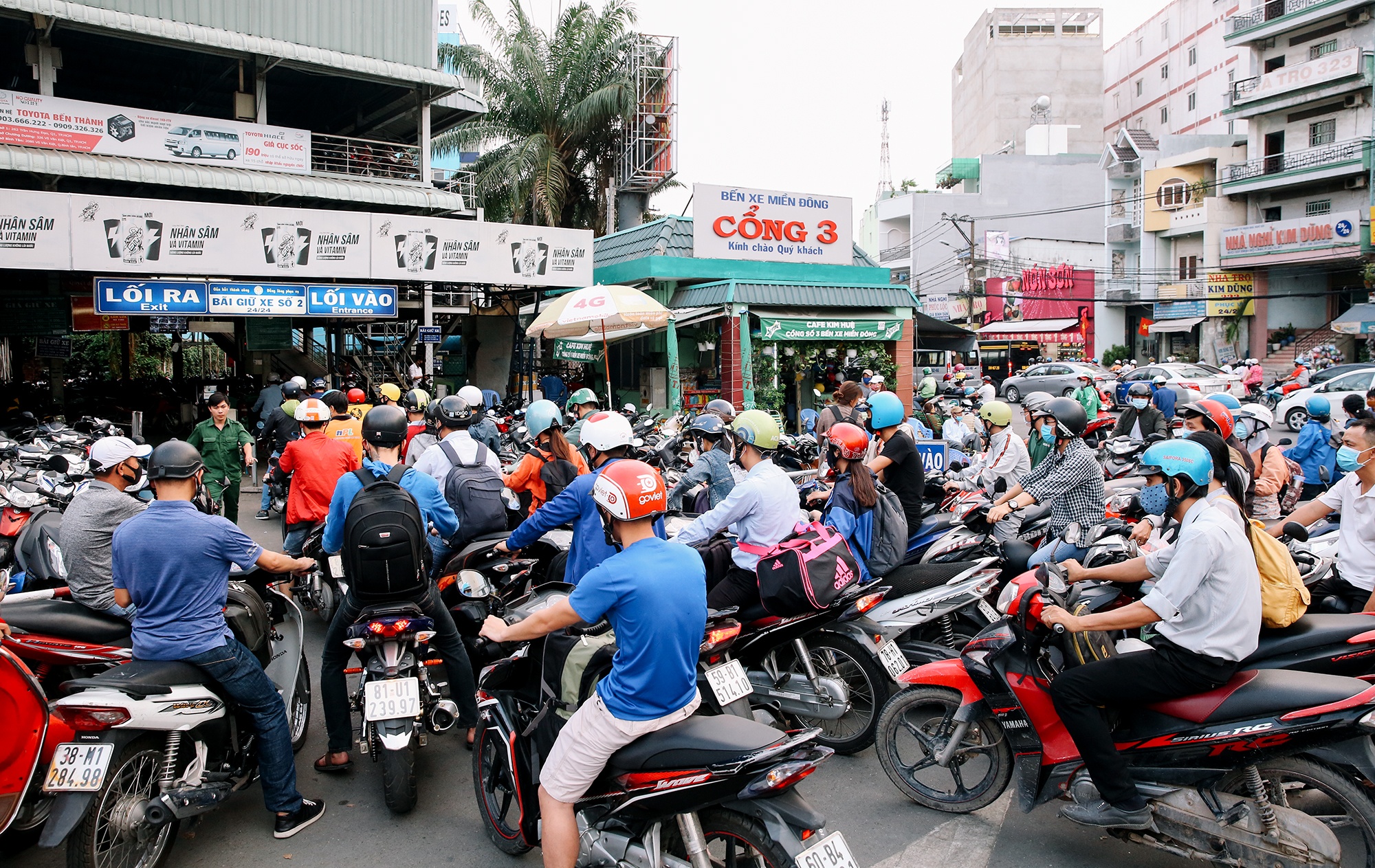 khu trung xe khach anh 8