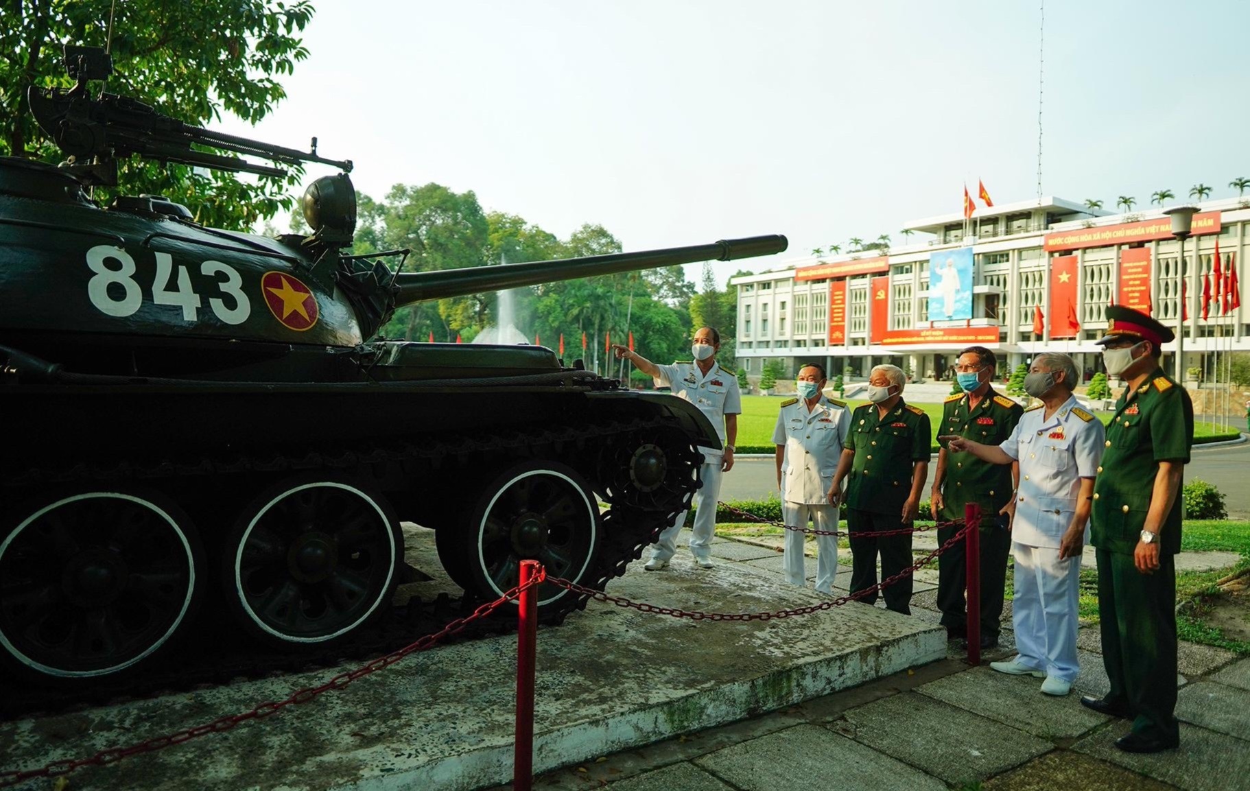 45 nam thong nhat dat nuoc anh 8