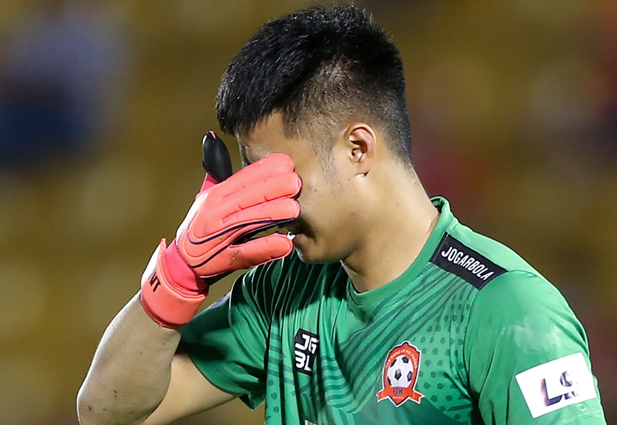 Thu thanh Van Toan that vong sau sai lam o tran thua 0-5 hinh anh