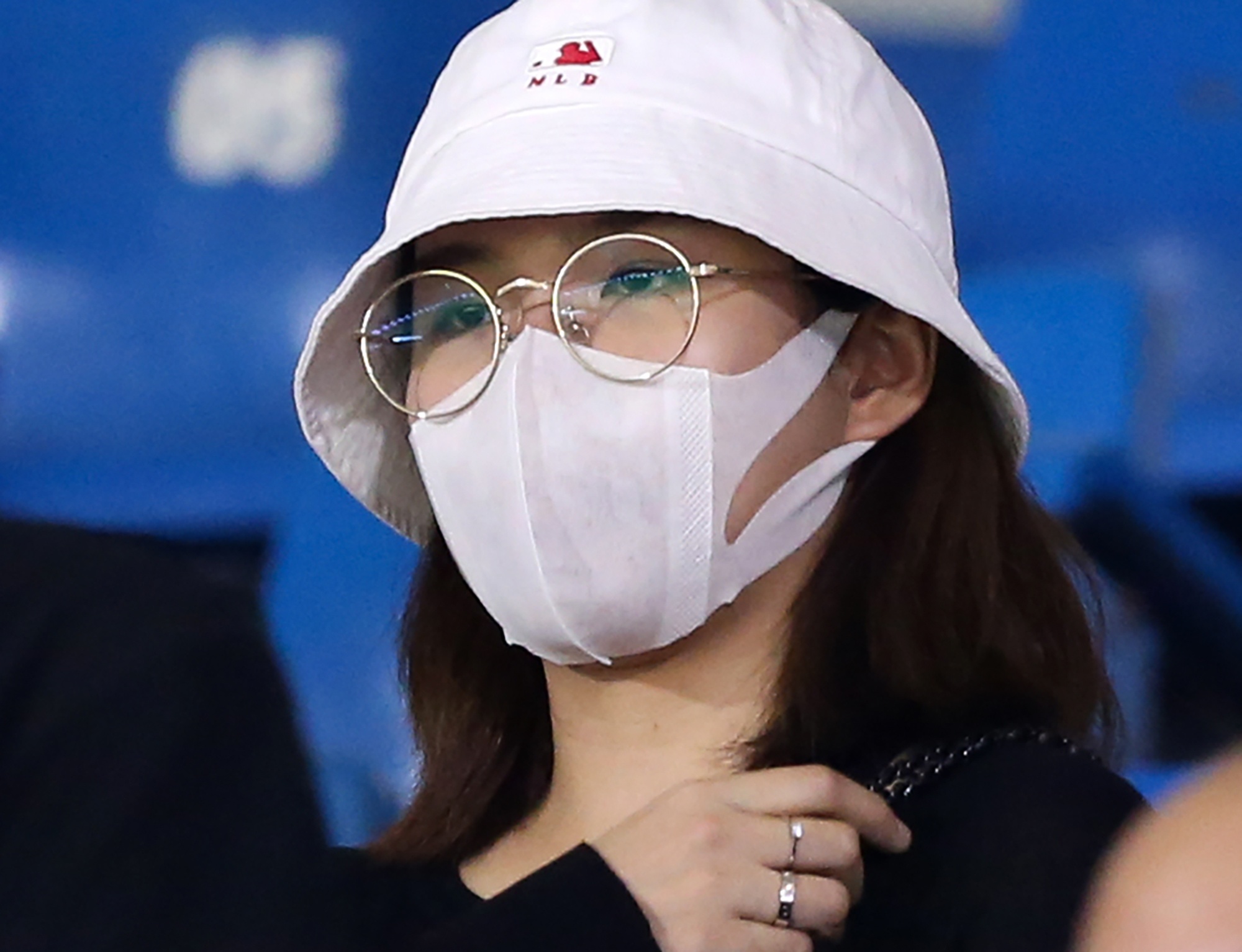 Vo sap cuoi den san co vu Cong Phuong hinh anh