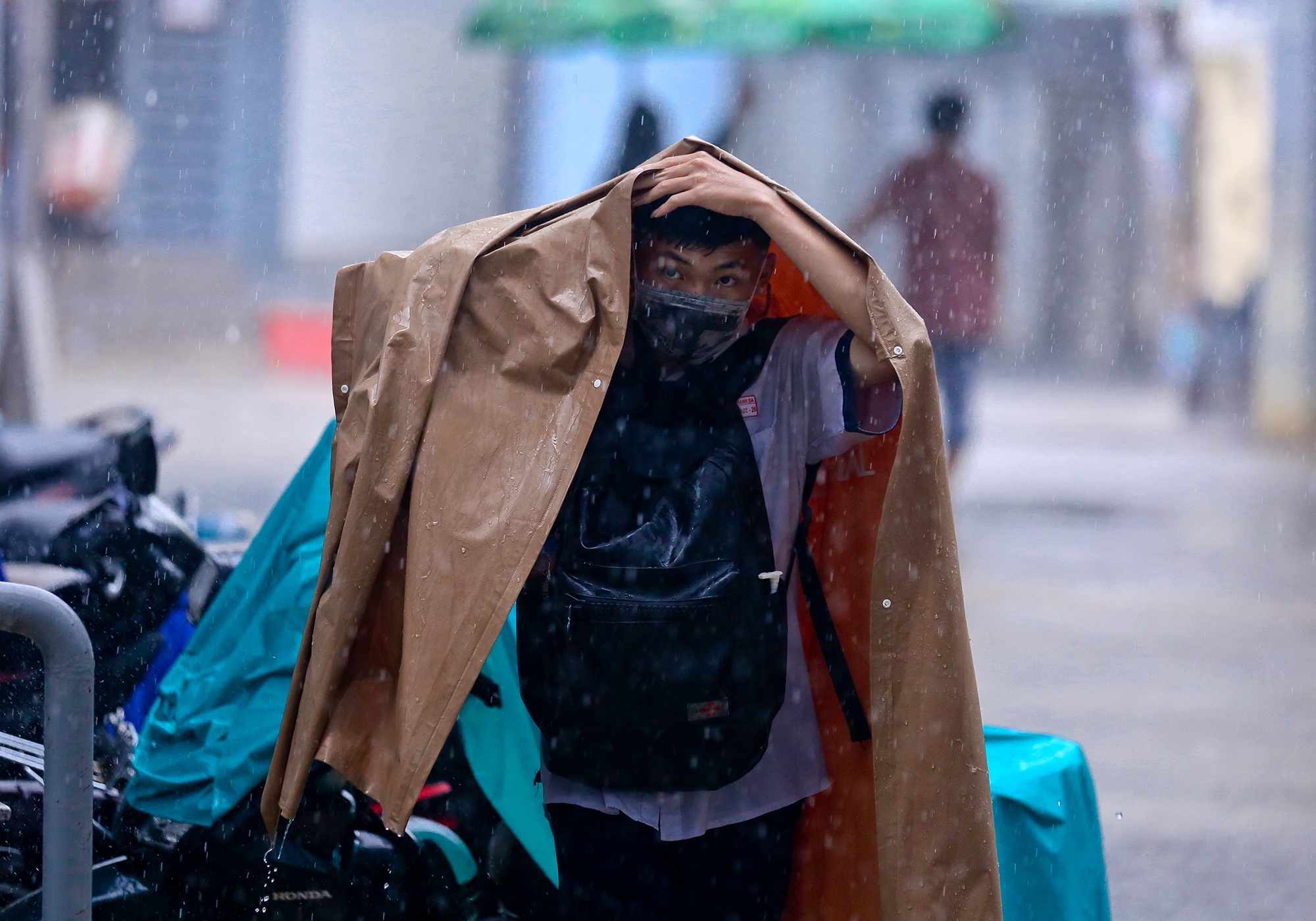 phu huynh dam mua don con anh 3