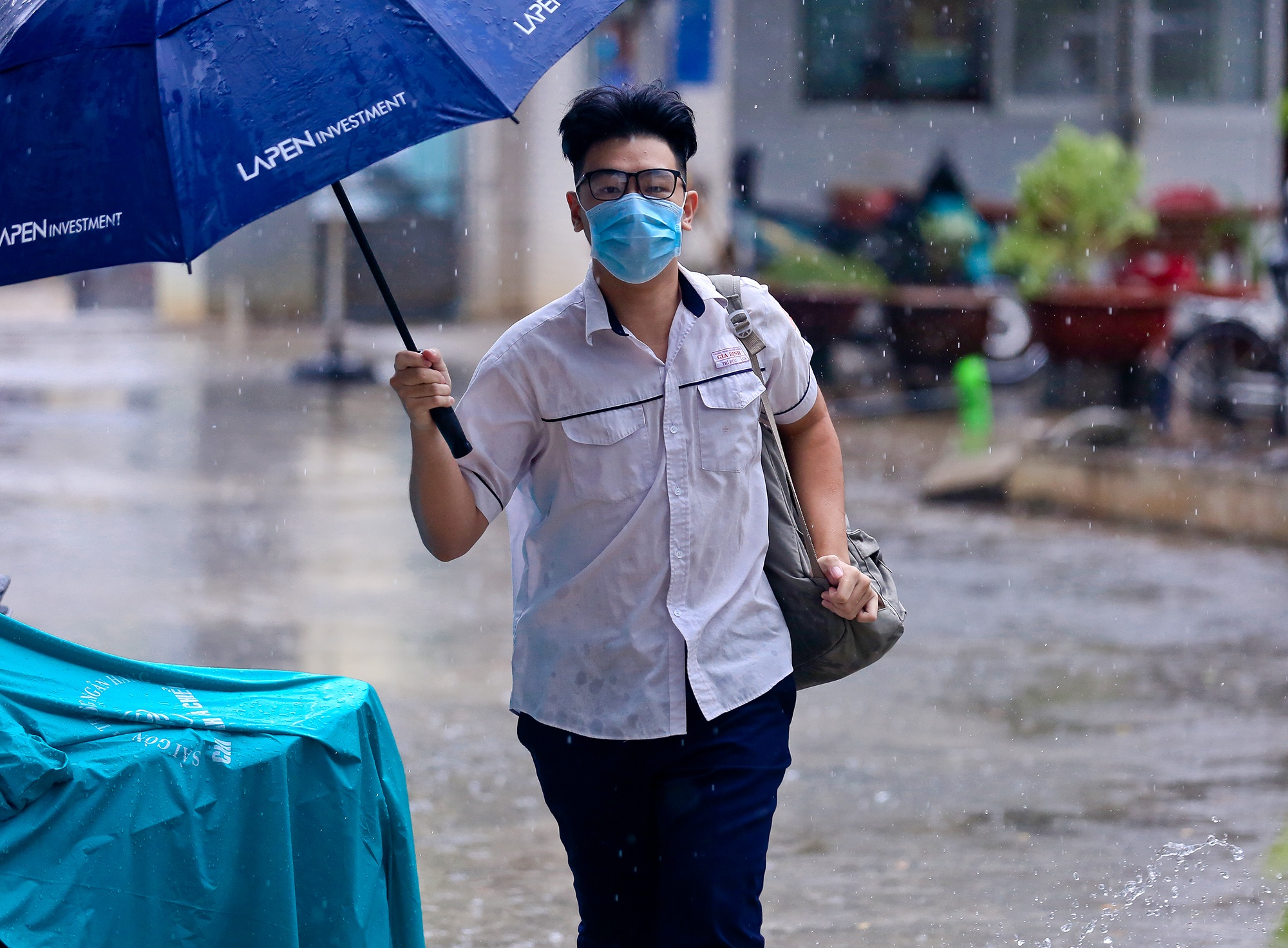 phu huynh dam mua don con anh 2