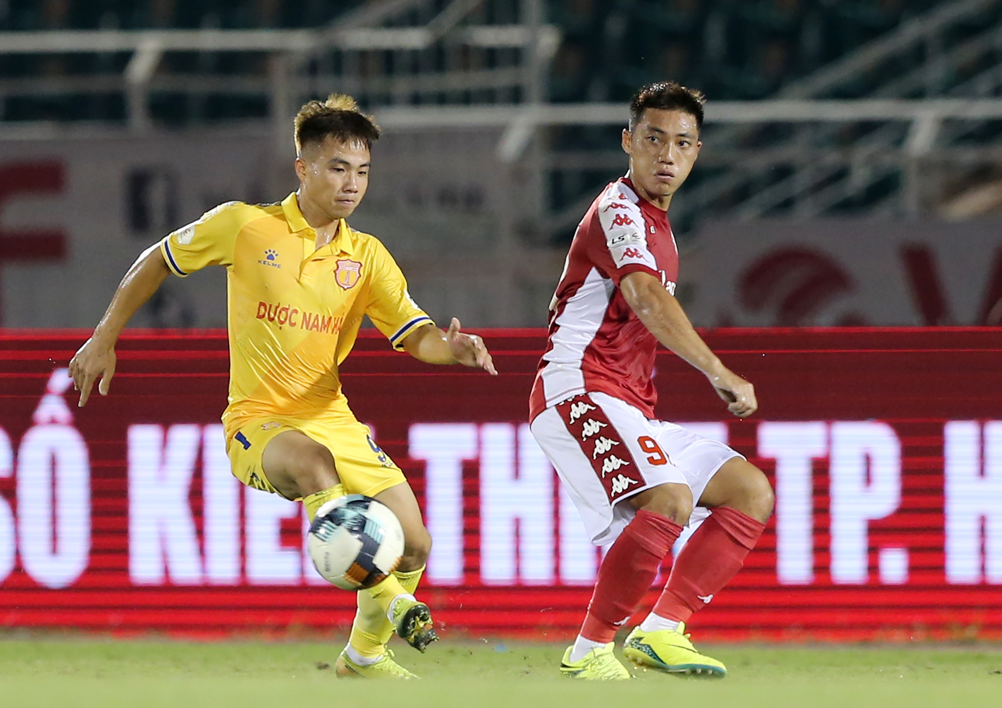 tan binh CLB TP.HCM anh 3