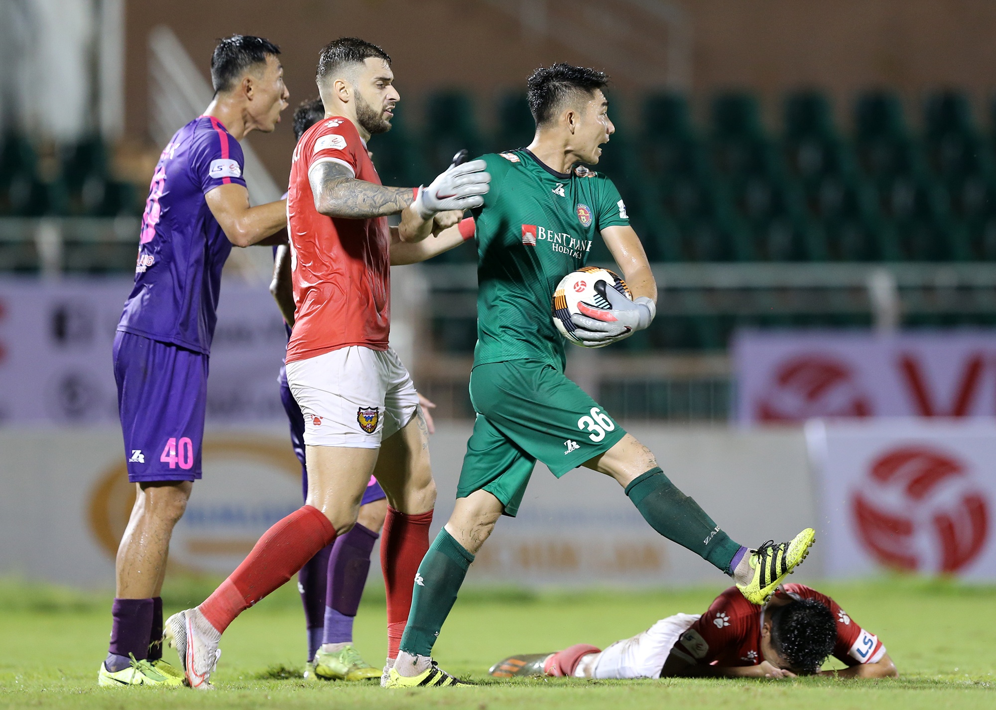 thu mon clb sai gon anh 2