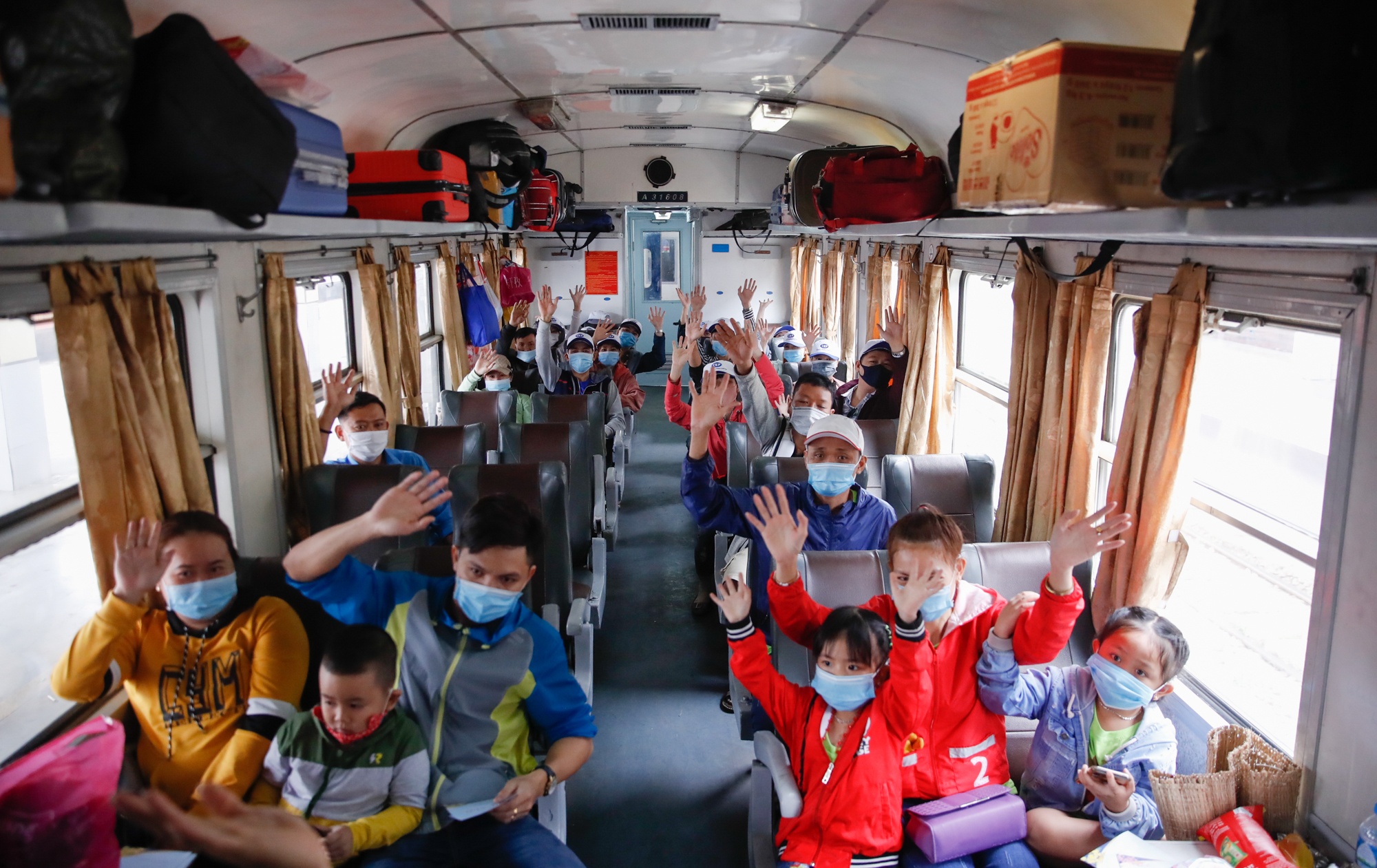 chuyen tau mua xuan anh 9