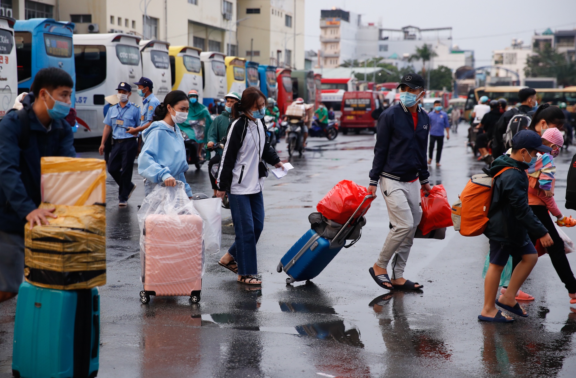 ben xe mien dong anh 9